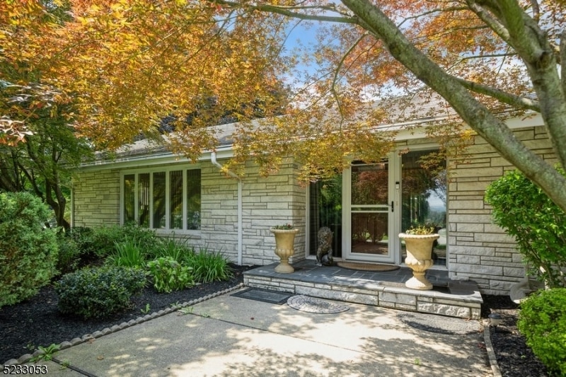 1 Deerfield Dr, Franklin, NJ 07416 - photo 1