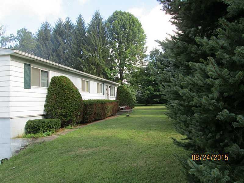12927 Brooks Rd, Meadville, PA 16335 - photo 1