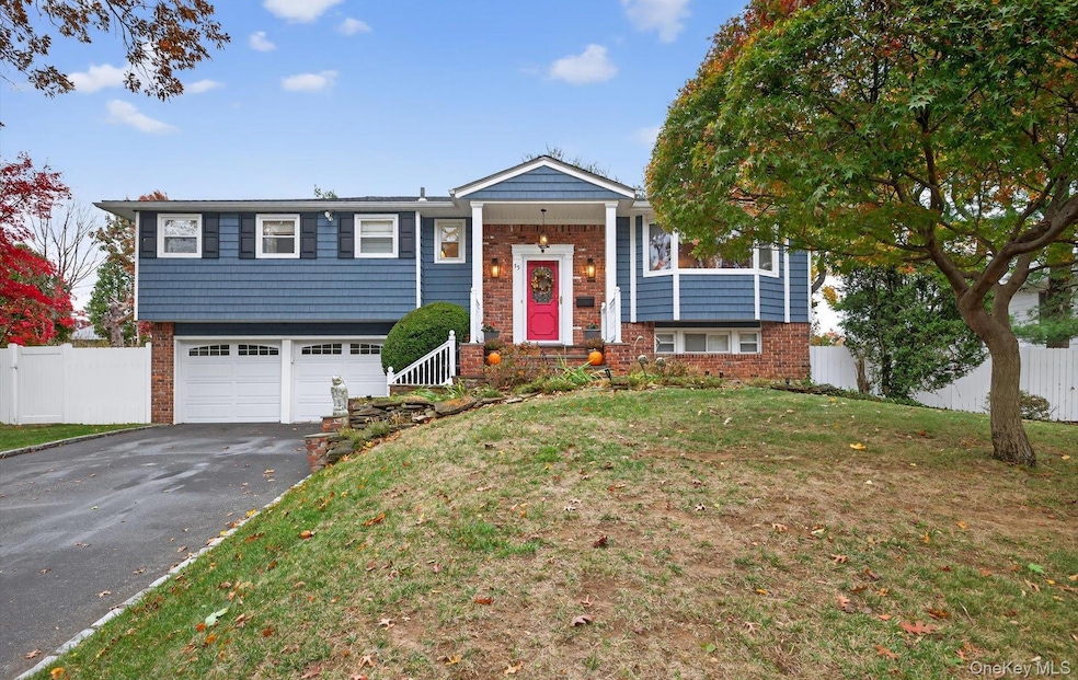 15 Duke Place, Glen Cove, NY 11542 - photo 1