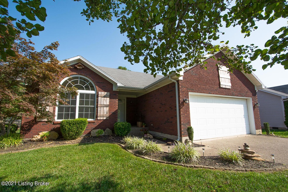 184 Aulbern Dr W unit W, Mount Washington, KY 40047 - photo 1