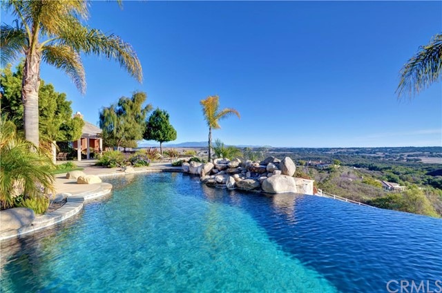 Stunning Equestrian estate with panoramic views of