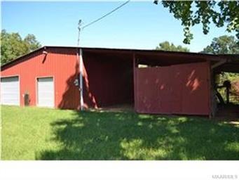 Steel Barn with Metal Roof