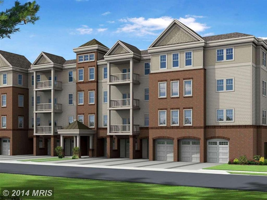 24660 Woolly Mammoth Terrace unit C-302, Aldie, VA 20105 - photo 1