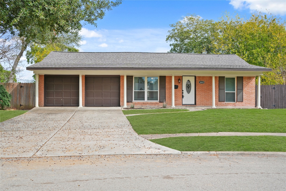 10803 Doud St, Houston, TX 77035 - photo 1