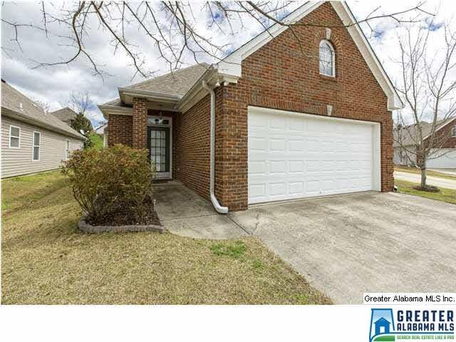 Welcome home to 118 Highview Cove!