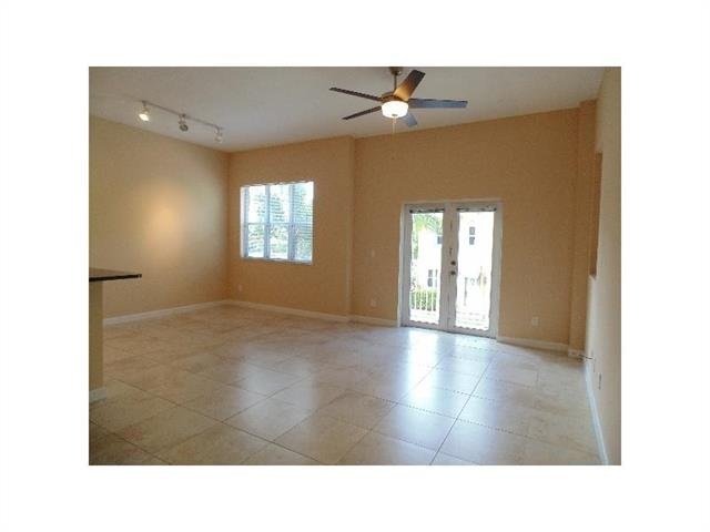 2309 Vintage Dr, Lighthouse Point, FL 33064 - photo 1