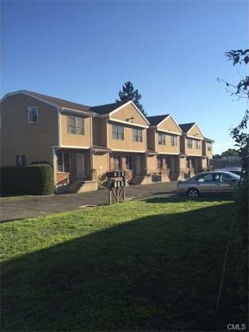 39 Stuart Ave unit 5, Norwalk, CT 06850 - photo 1