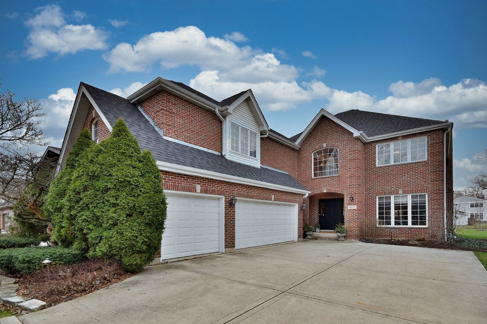 400 S Poplar Ave, Elmhurst, IL 60126 - photo 1