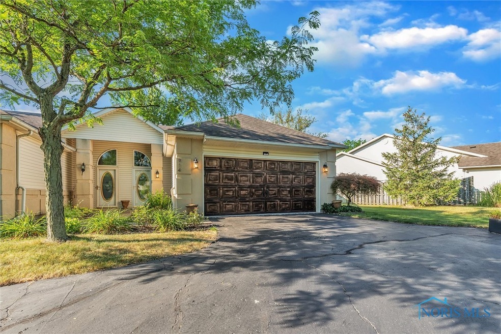 Welcome to 914 Linden Lane next door to the presti