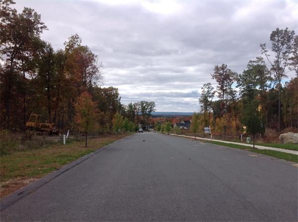 18 Parker Ln, Ludlow, MA 01056 - photo 1