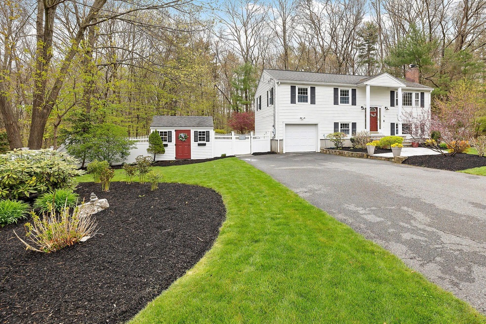 36-web-or-mls-32 Shady Ln Final-37