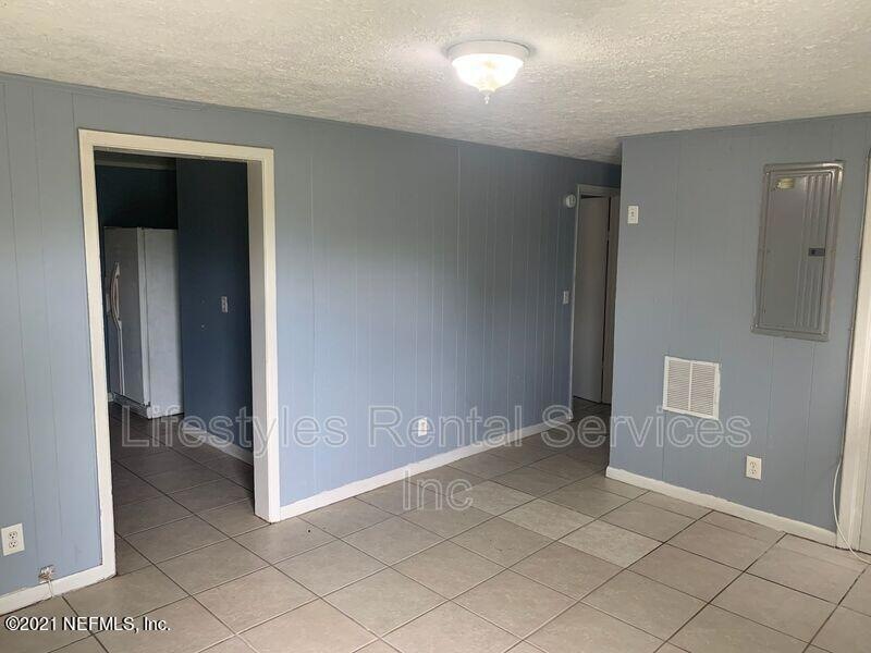 5214 Lexington Ave unit B, Jacksonville, FL 32210 - photo 1