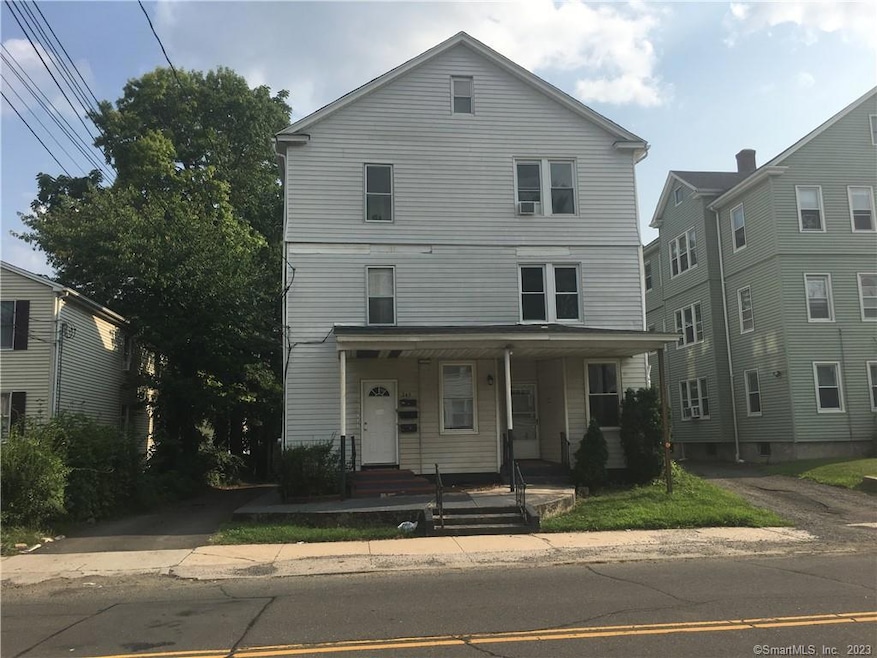 240 Clinton St unit 1, New Britain, CT 06053 - photo 1