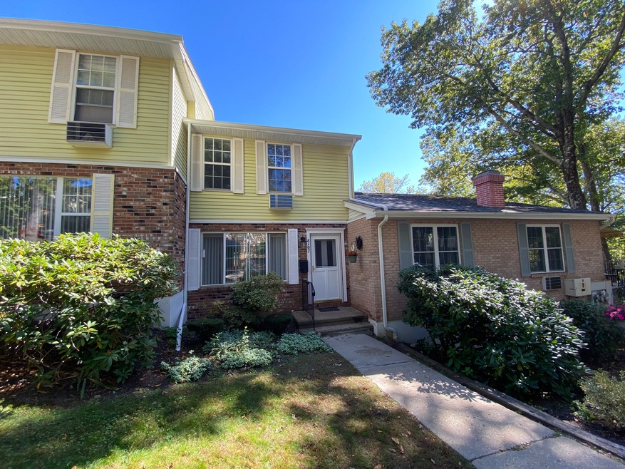 107 Queens Rd unit K107, Torrington, CT 06790 - photo 1