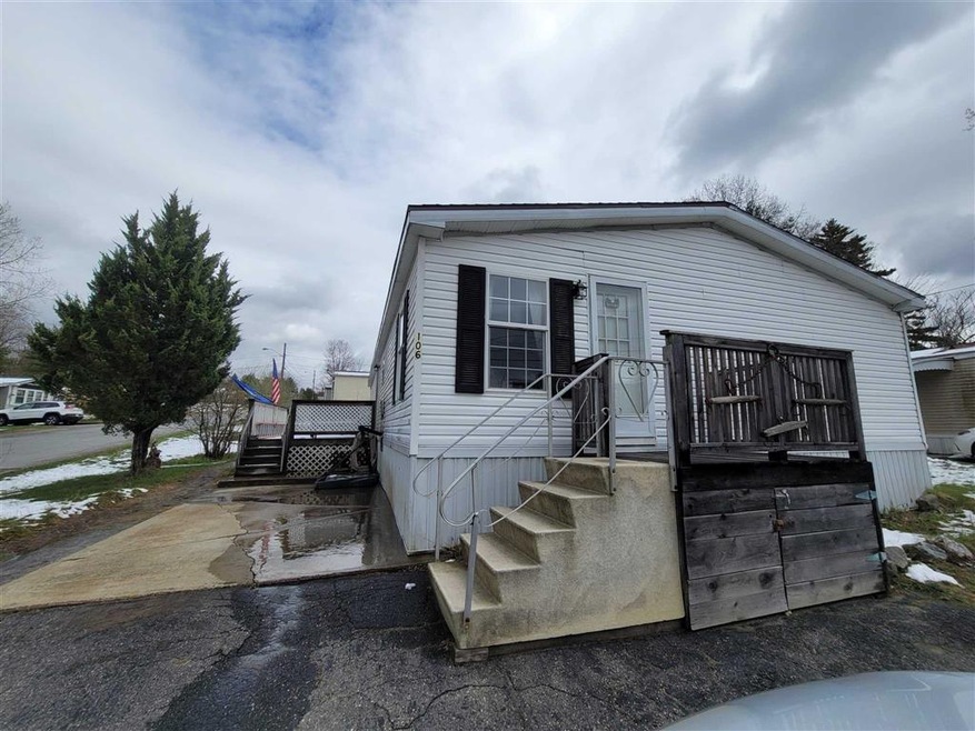 106 Morways Park unit 106, Charlestown, NH 03603 - photo 1