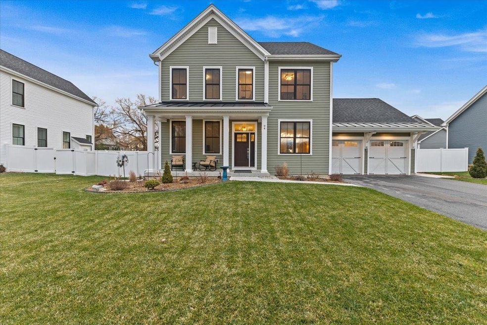 94 Caspian Ln, Shelburne, VT 05482 - photo 1