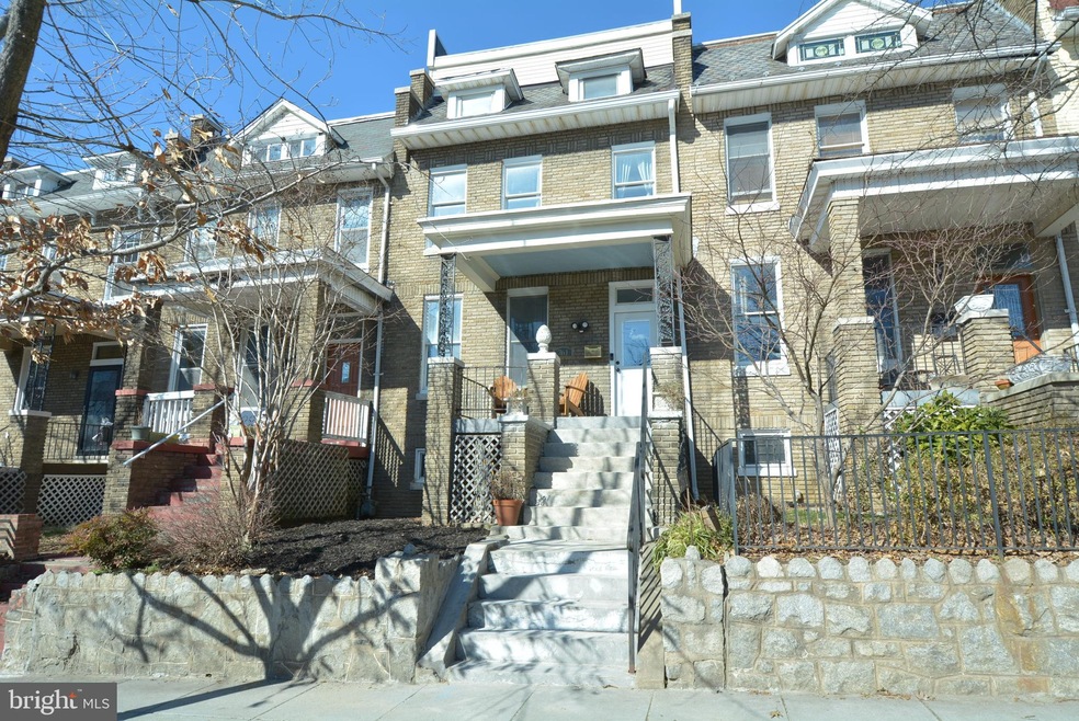 761 Princeton Place NW, Washington, DC 20010 - photo 1