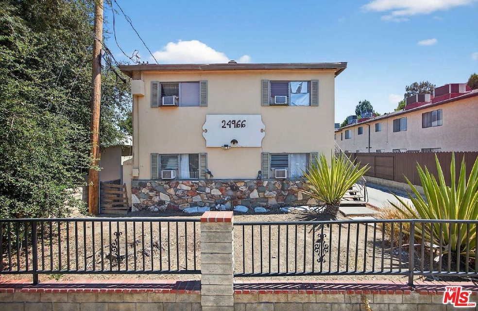 Sold $1,825,000 • Co-Listing Agent