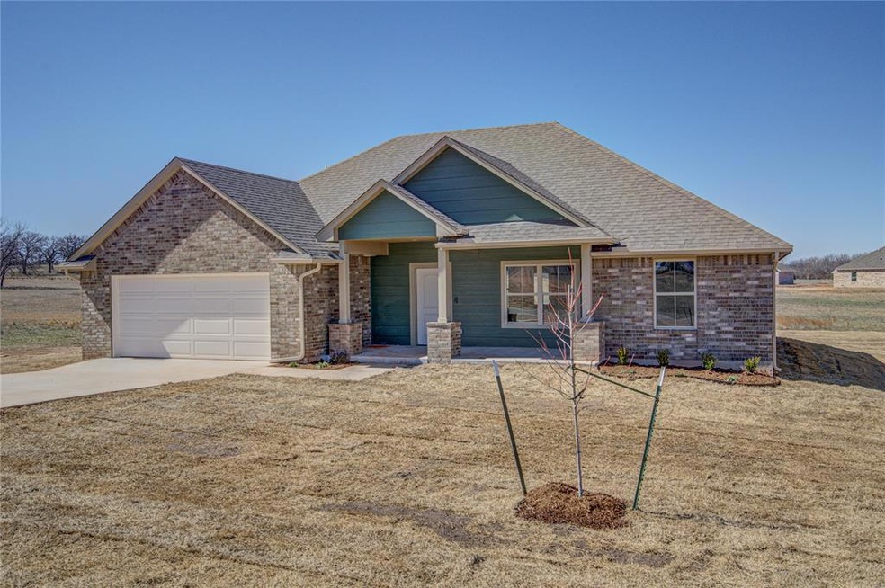 144 Trimble Dr, Shawnee, OK 74804 - photo 1