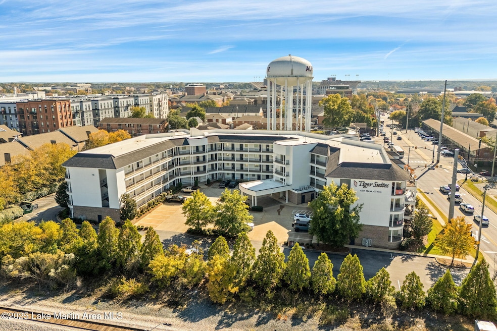 1-web-or-mls-430 W Glenn Ave 420-5