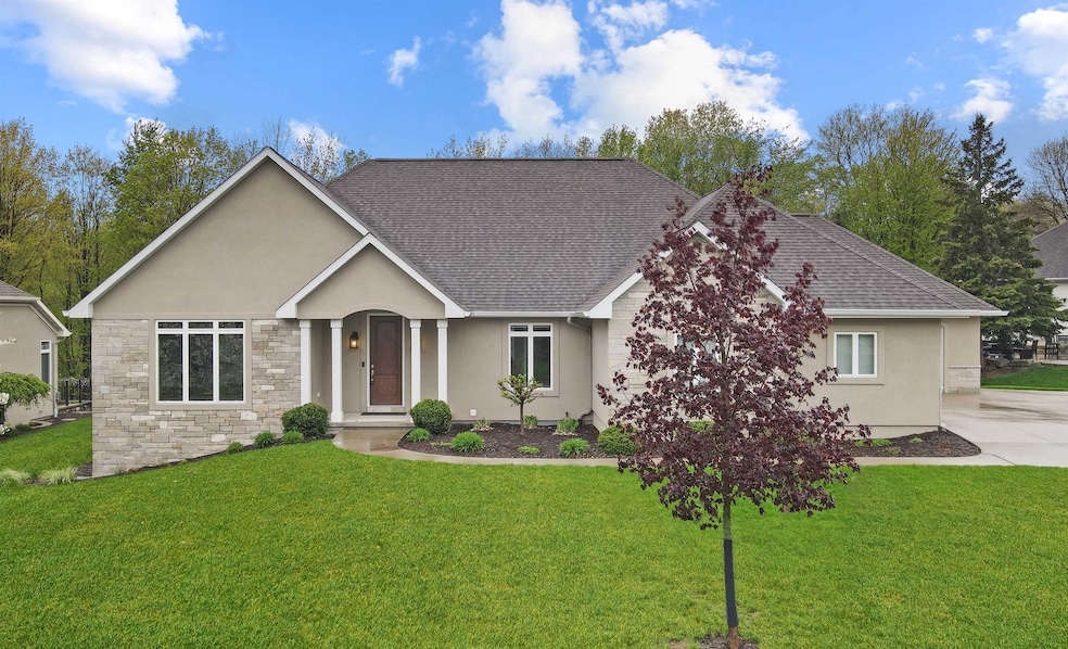 428 Hidden Ridges Way, Combined Locks, WI 54113 - photo 1