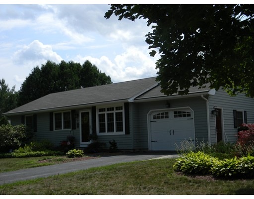 51 Plantation Cir, Greenfield, MA 01301 - photo 1