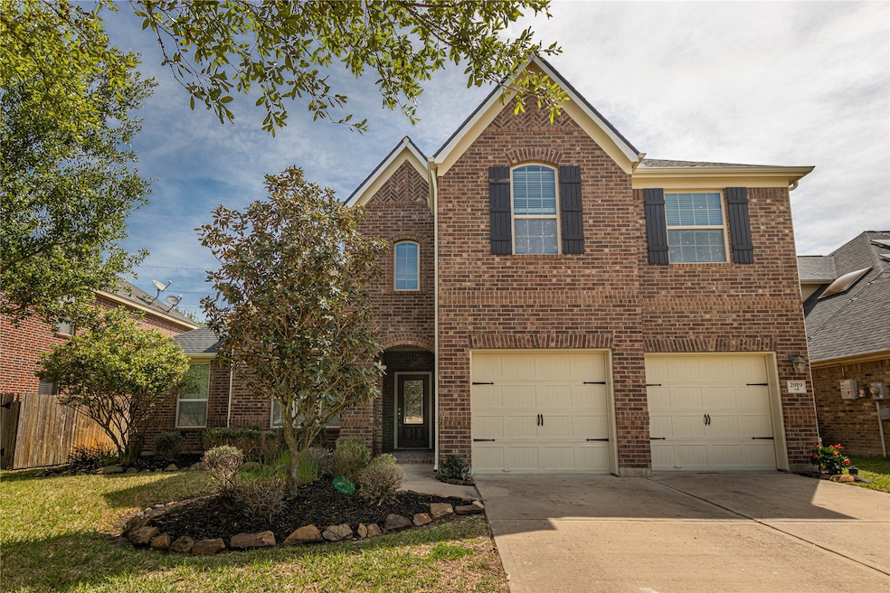 Great home on quiet cul-de-sac street.