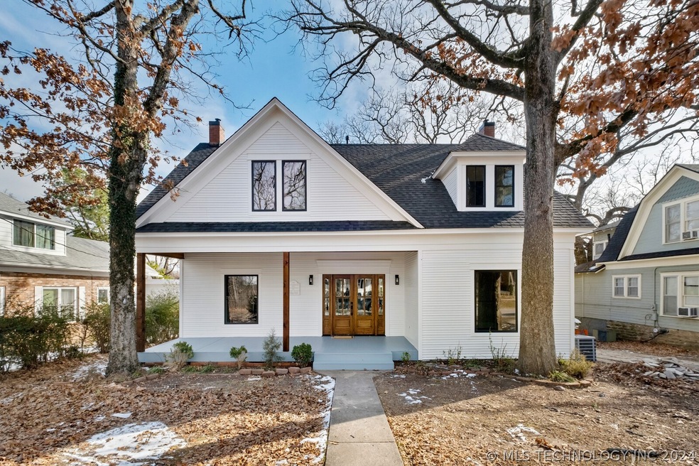 530 Summit Ave, Tahlequah, OK 74464 - photo 1