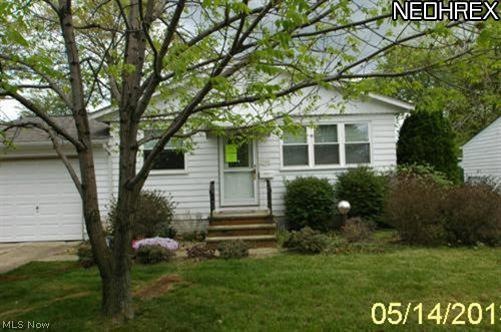 1743 Eldon Dr, Wickliffe, OH 44092 - photo 1