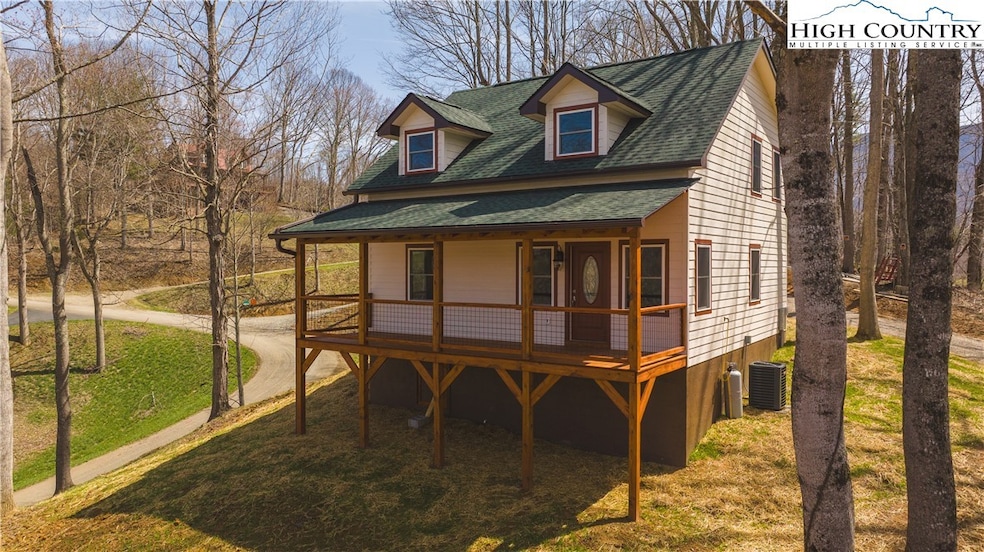 1131 Cherry Springs Ln, Trade, TN 37691 - photo 1