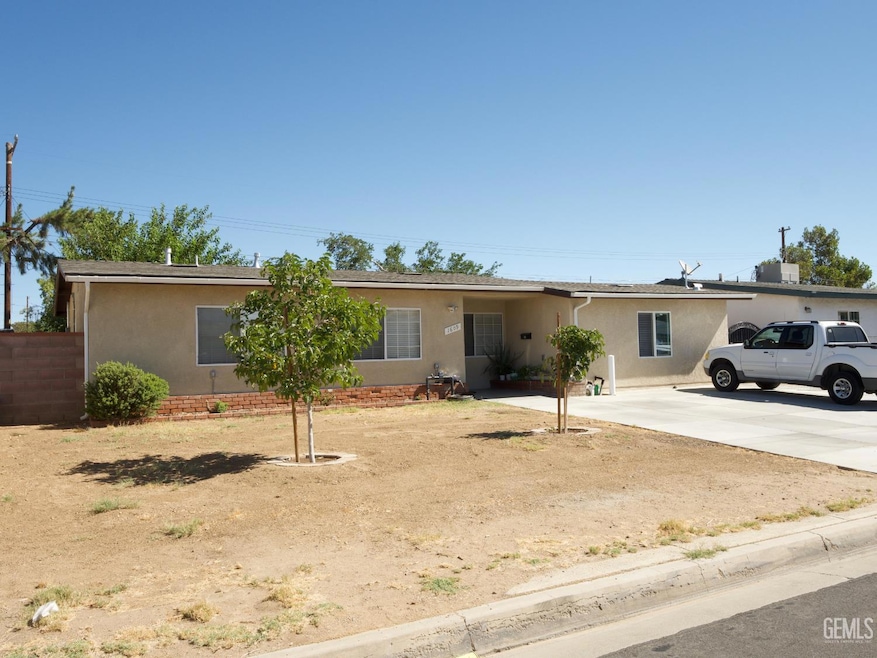 For Rent $2,300/month