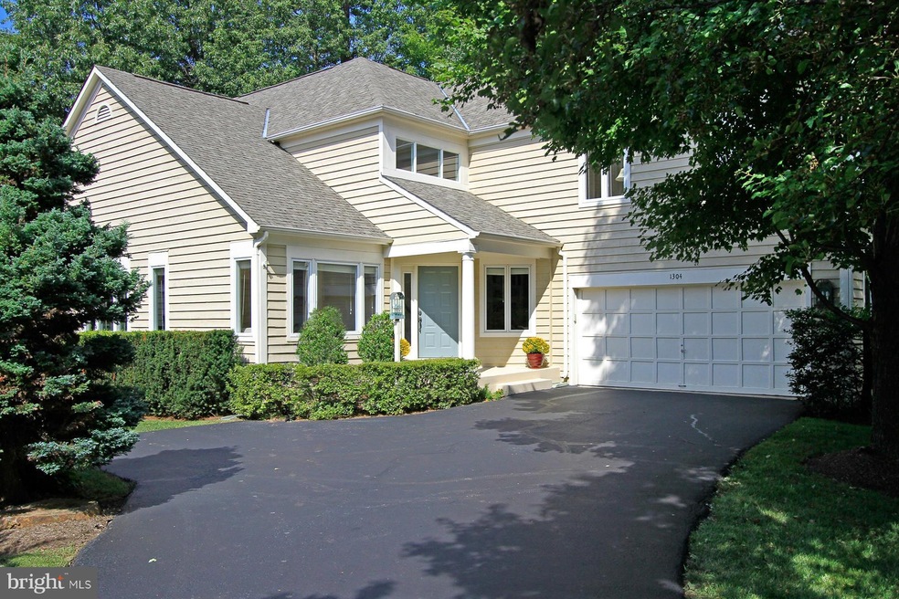 1304 Pavilion Club Way, Reston, VA 20194 - photo 1