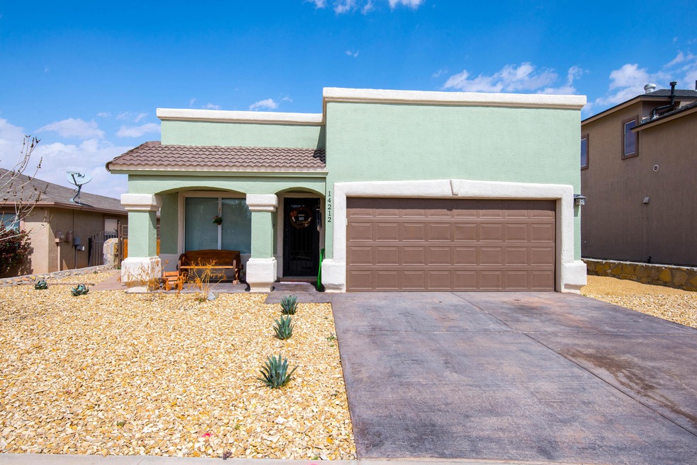 14212 Desert Mesquite Dr, Horizon City, TX 79928 - photo 1