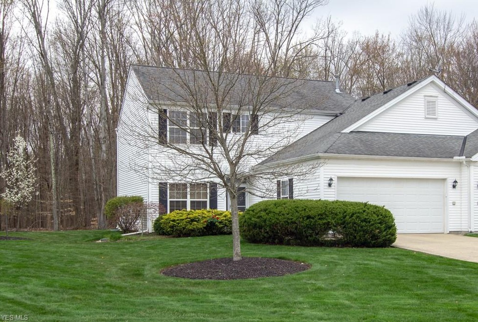 Beautiful Colonial home in the Crossings of Pond B