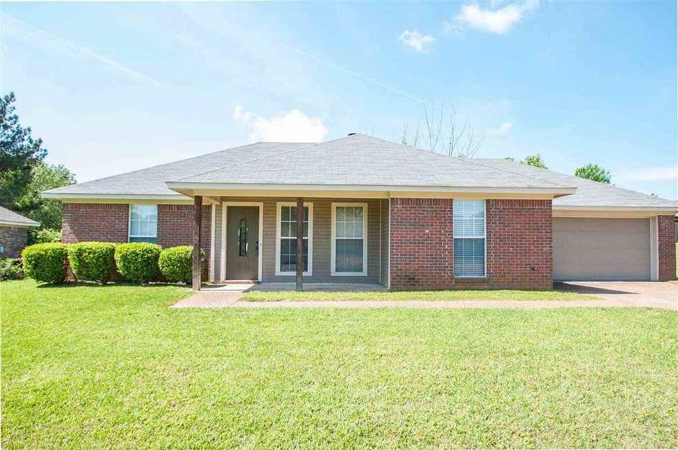 5008 Cedar Glenn Ct, Byram, MS 39272 - photo 1