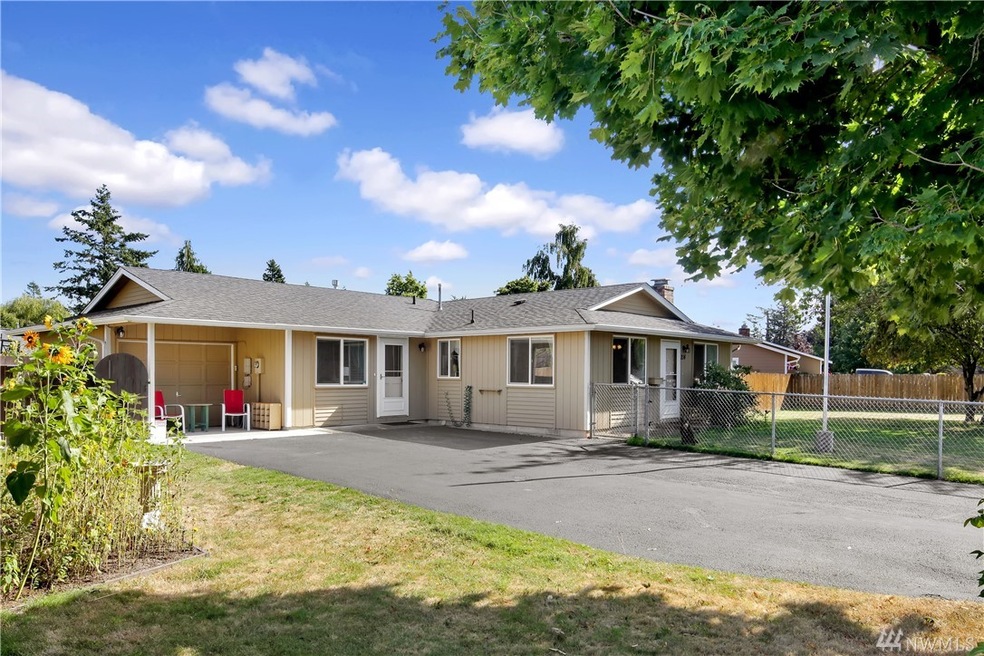 214 Pollman Cir, Lynden, WA 98264 - photo 1