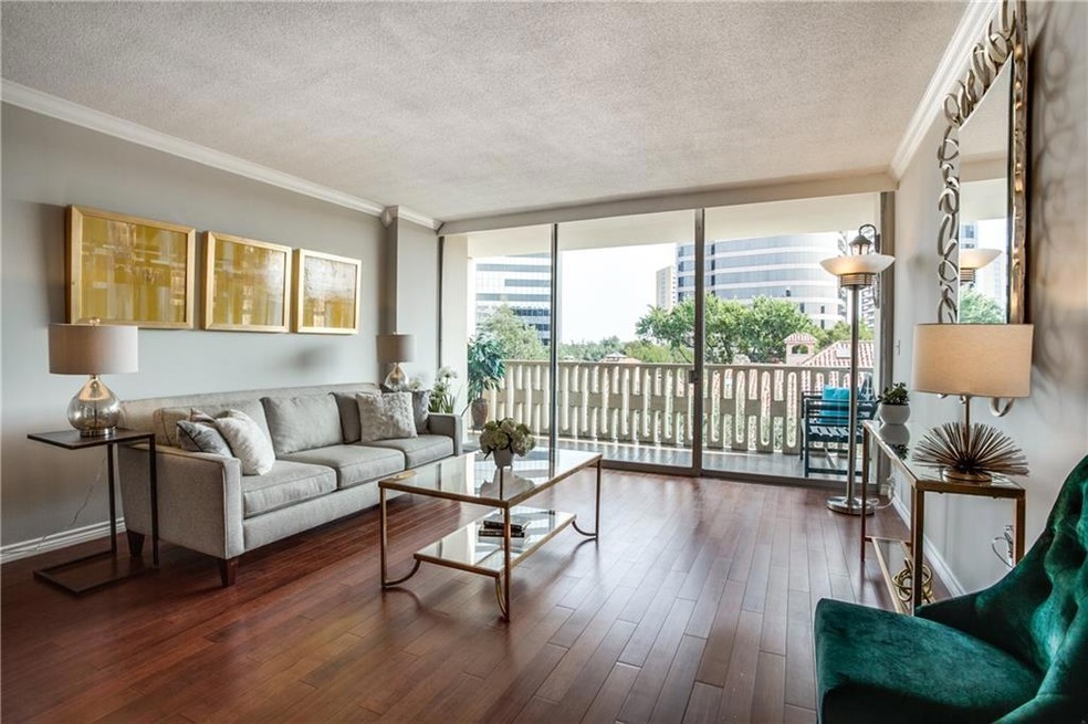 Stunning Turtle Creek North Condo with an abundanc
