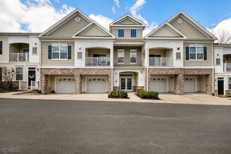 1104 Meadow Brook Ct unit 1104, Whippany, NJ 07981 - photo 1