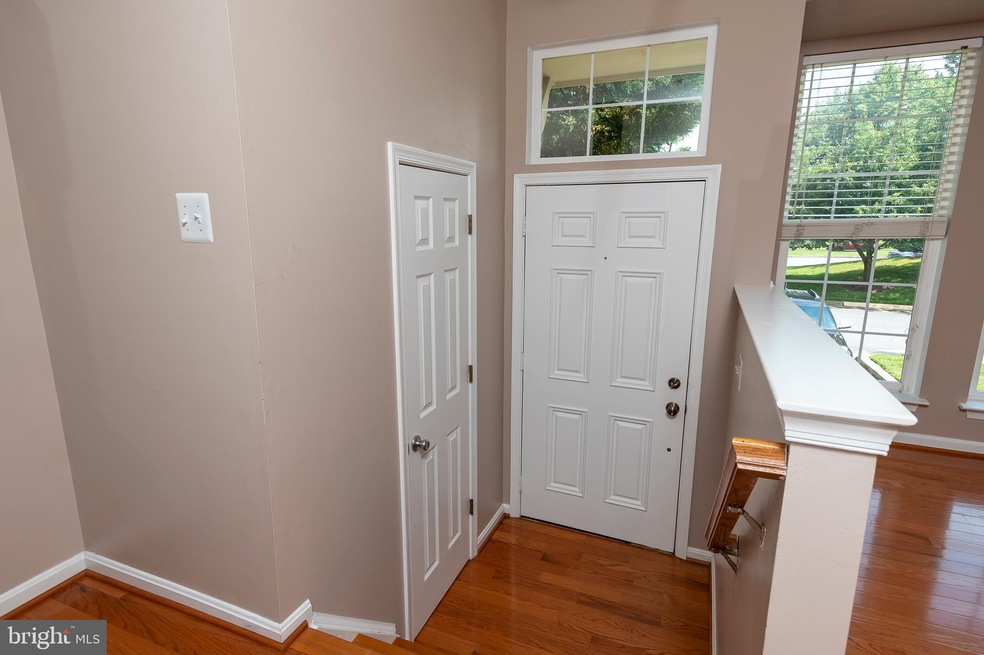 8706 Pine Meadows Dr, Odenton, MD 21113 - photo 1