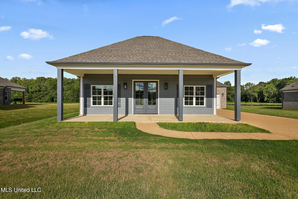 660 Wells Dr, Hernando, MS 38632 - photo 1