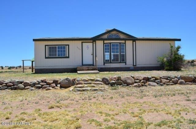 4625 W Robbie Ln, Paulden, AZ 86334 - photo 1