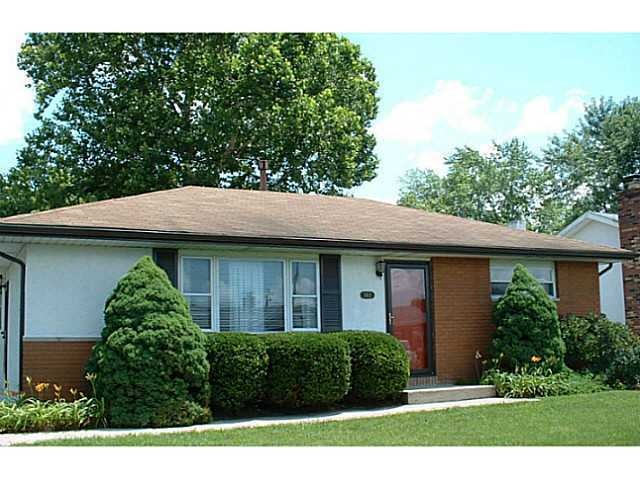 3432 Lewis Rd, Columbus, OH 43207 - photo 1