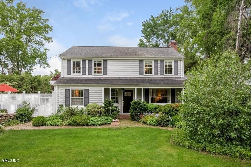 001-Front_View-1018692-mls