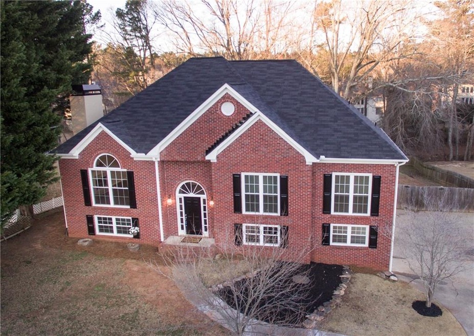 Welcome home to this beautiful 5 Bedrooms and 3 Ba