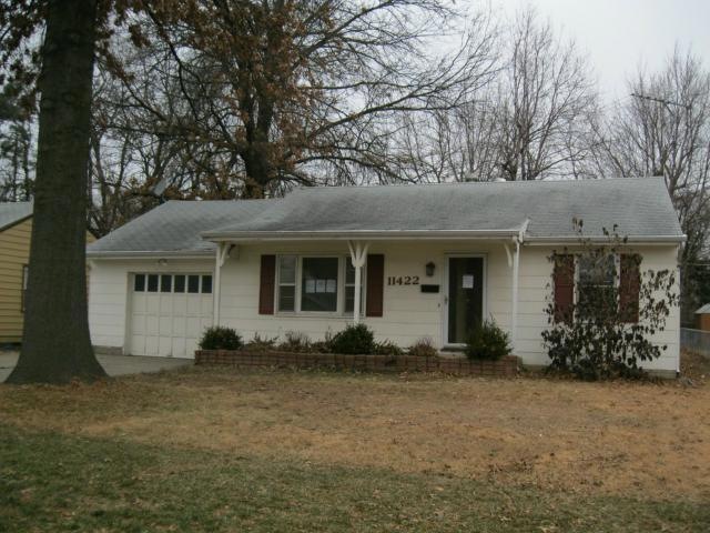11422 W 70th St, Shawnee, KS 66203 - photo 1