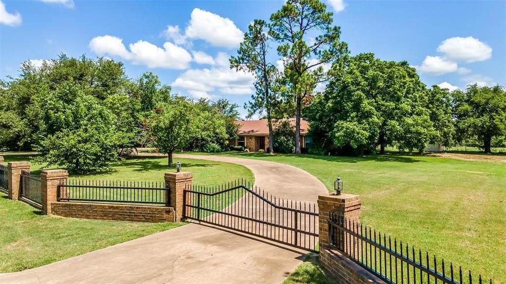 5209 County Road 707, Alvarado, TX 76009 - photo 1