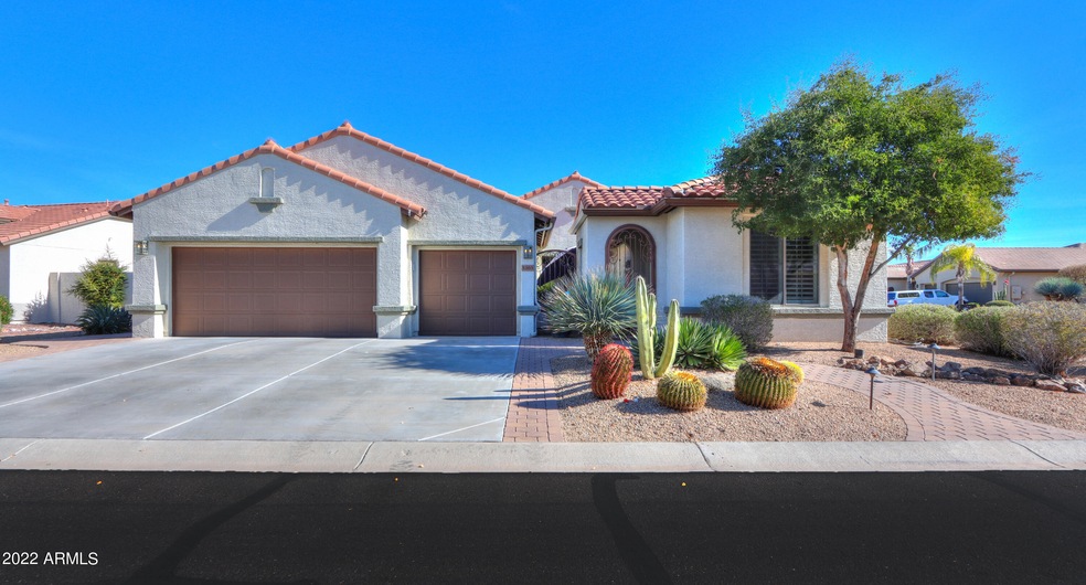 Integra block home w/Casita