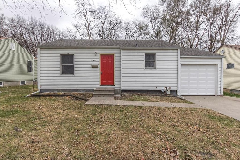 3407 57th St, Des Moines, IA 50310 - photo 1