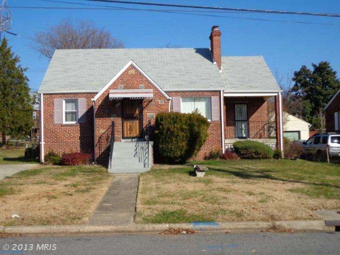 818 Talbert Ln, Hyattsville, MD 20783 - photo 1