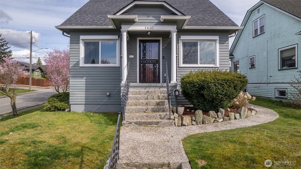 1601 Virginia Ave, Everett, WA 98201 - photo 1